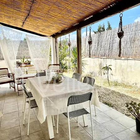 Il Veliero Beach House *